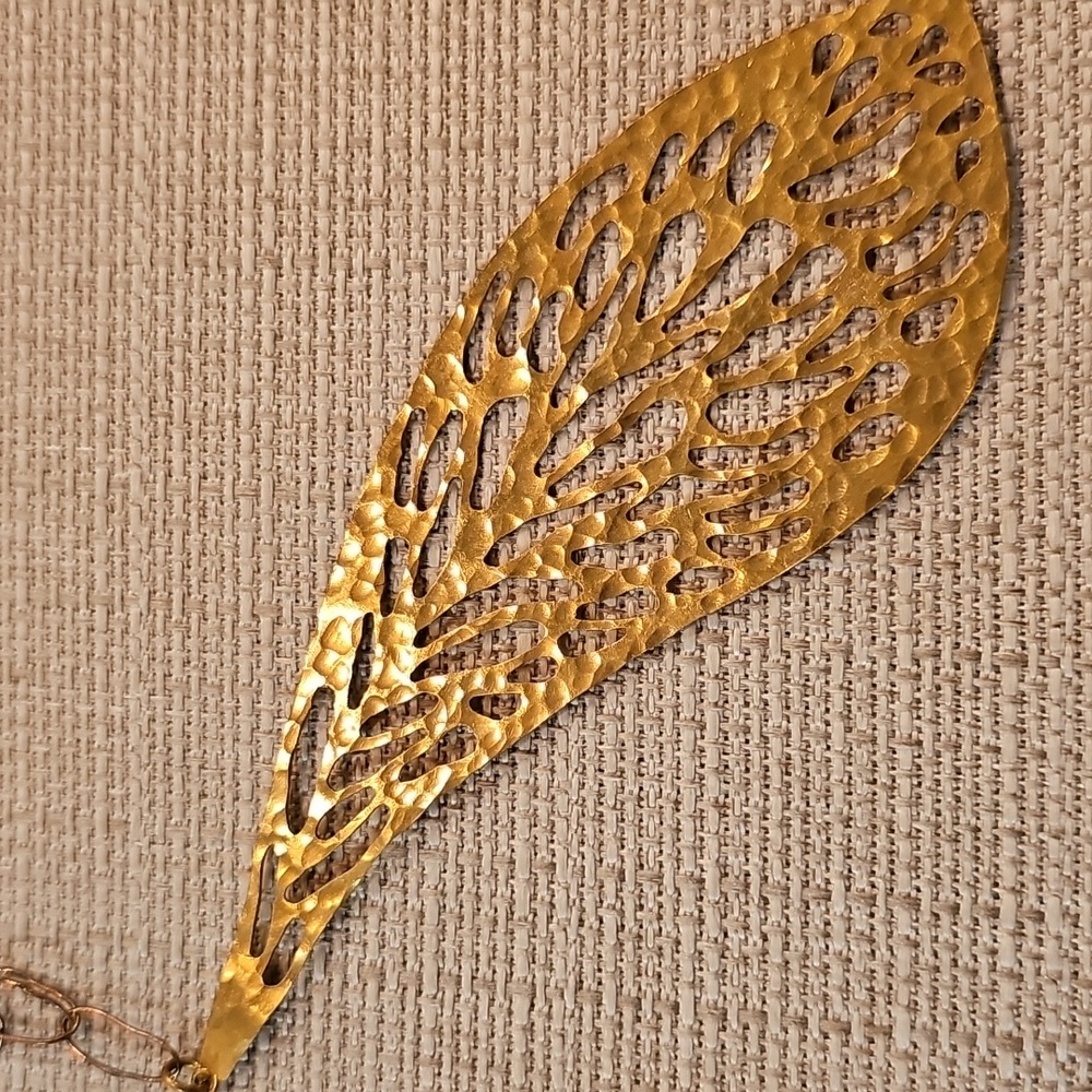 Hammered Brass Leaf/Butterfly/Fairy Wing Pendant on Copper Link Chain - Picture 6 of 8